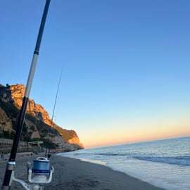 Ligurien: Geführtes Surfcasting mit Ausrüstung inklusive