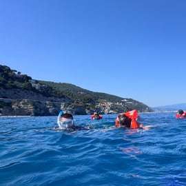 Savona: Barco para Bergeggi e MERGULHO COM SNORKEL na Área Marina Protegida